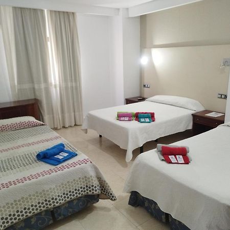 Hotel Nuevo Ara Caceres Ngoại thất bức ảnh