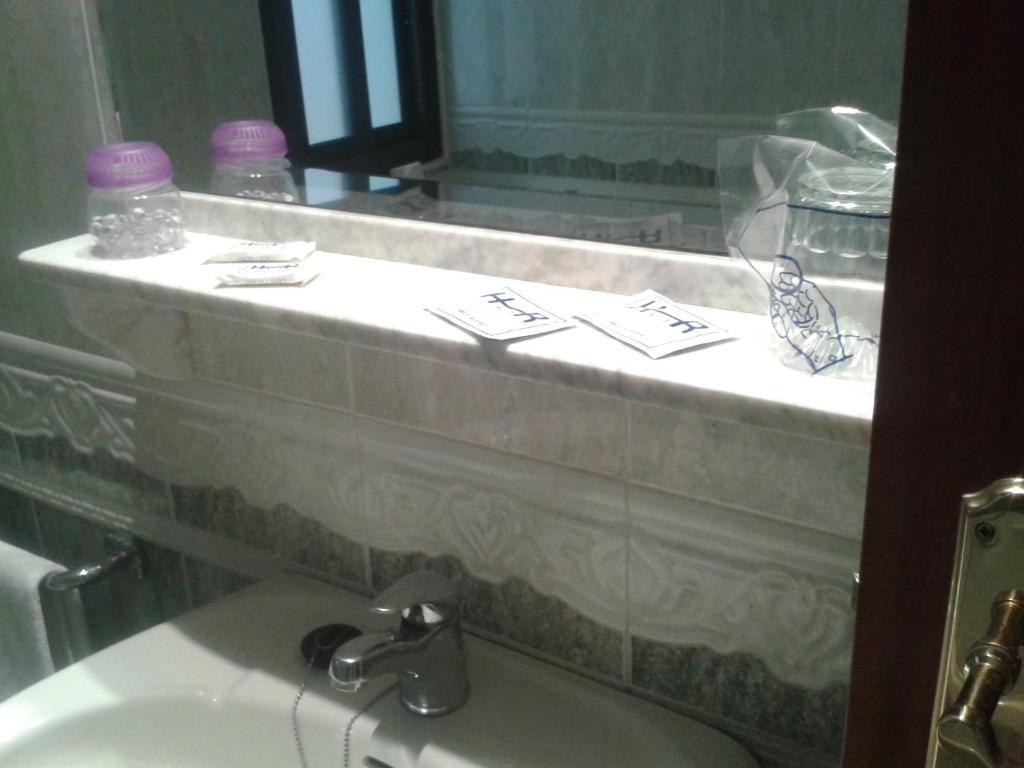 Hotel Nuevo Ara Caceres Ngoại thất bức ảnh