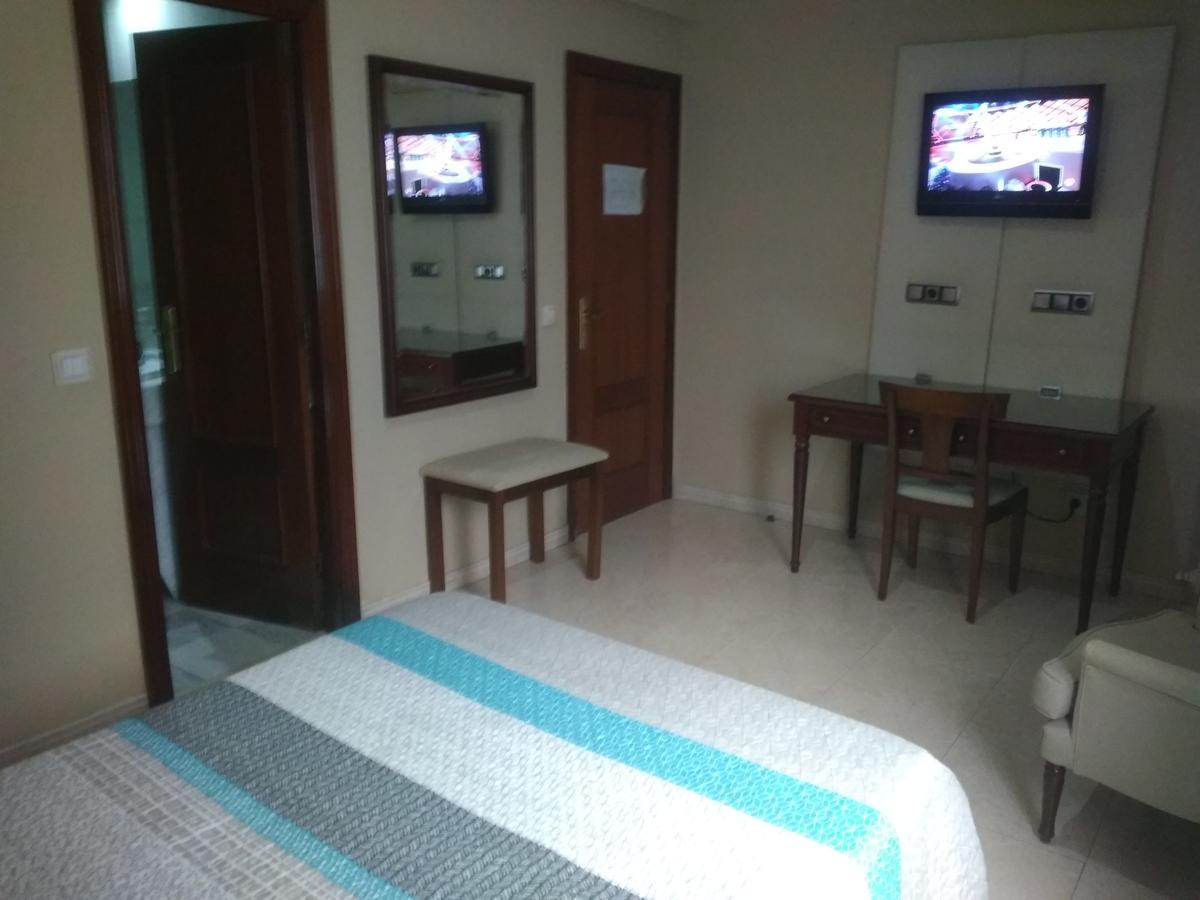 Hotel Nuevo Ara Caceres Ngoại thất bức ảnh