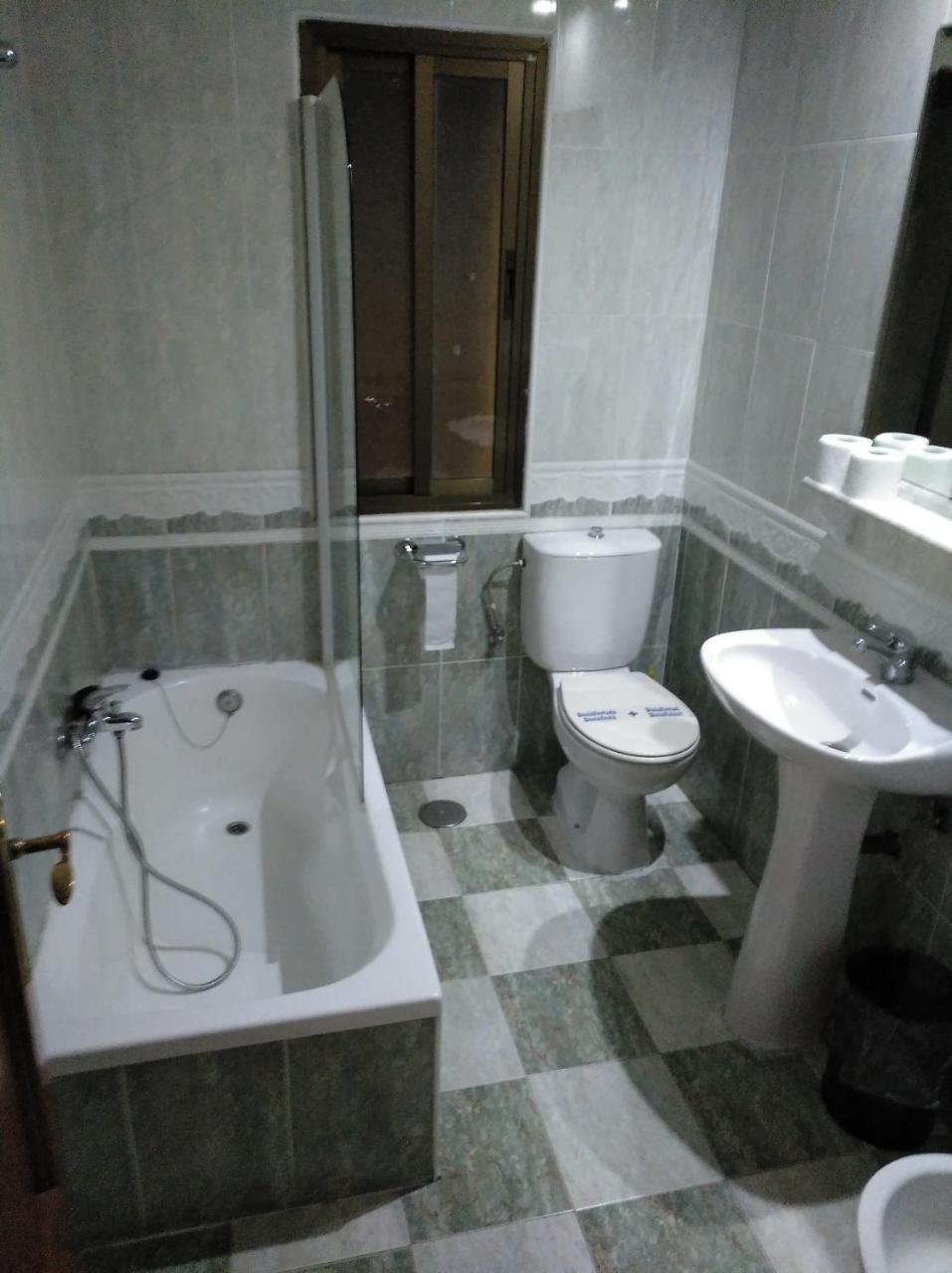 Hotel Nuevo Ara Caceres Ngoại thất bức ảnh