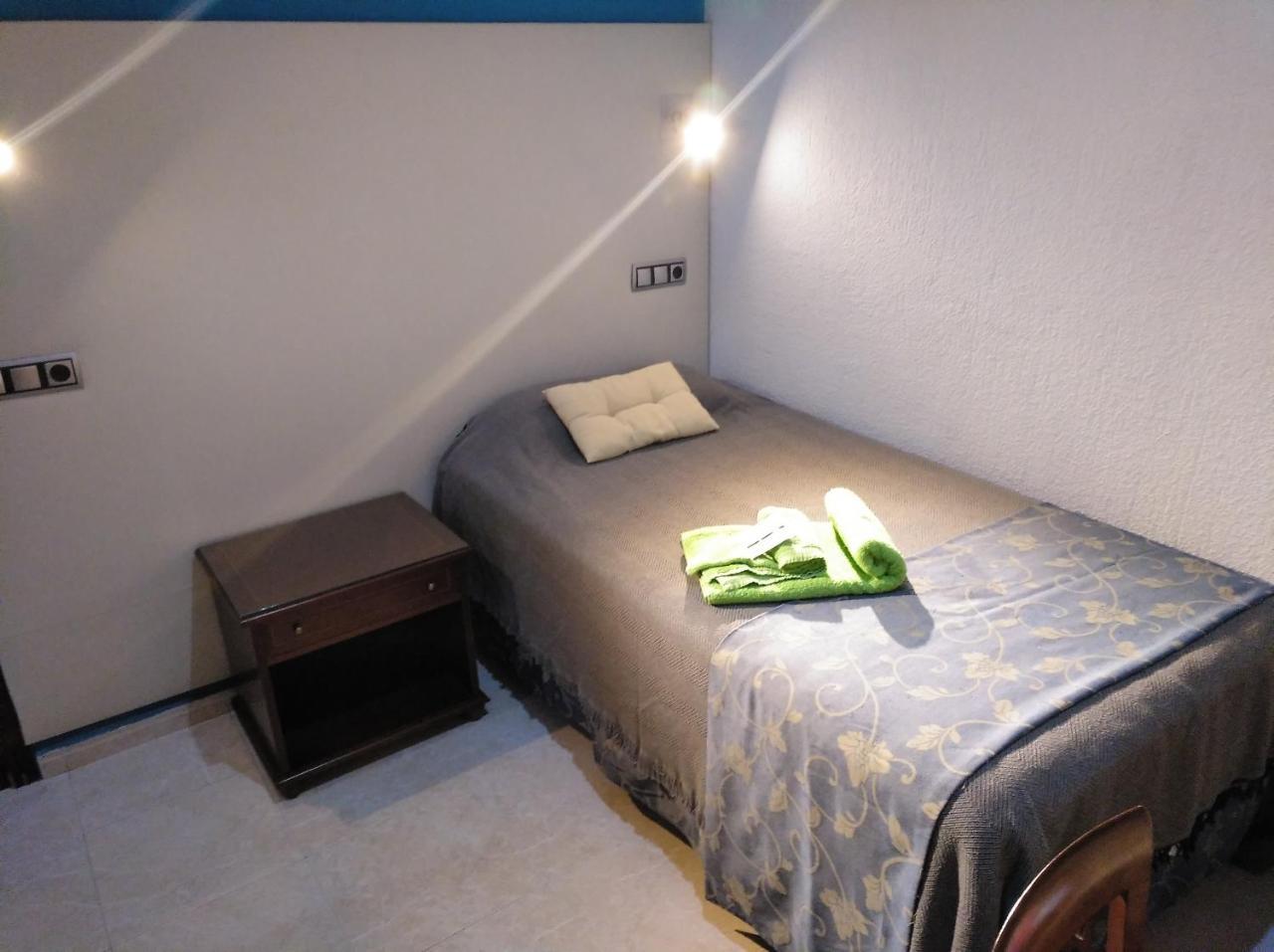 Hotel Nuevo Ara Caceres Ngoại thất bức ảnh