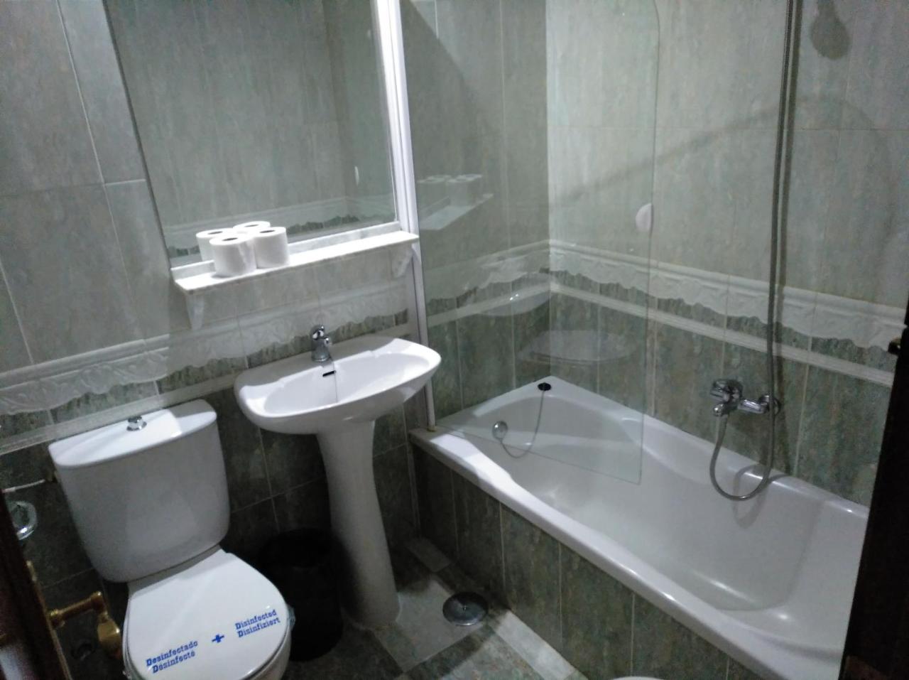 Hotel Nuevo Ara Caceres Ngoại thất bức ảnh